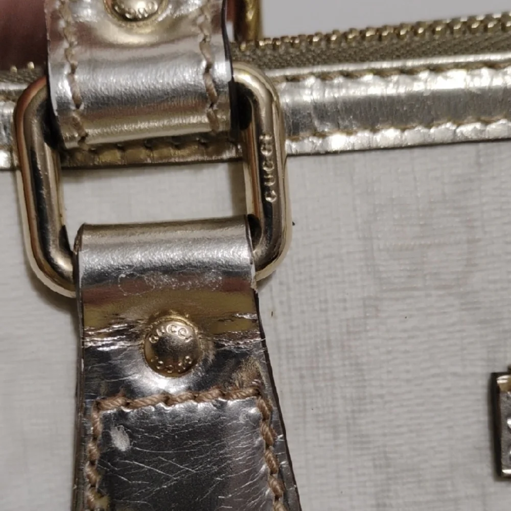 Auth Gucci GG Supreme Joy PVC Leather Metallic Silver & White Tote/Handbag - Picture 10 of 16